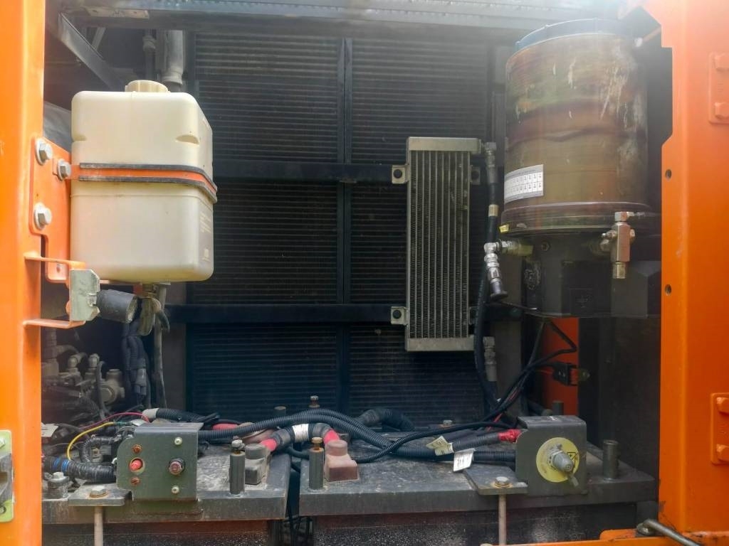 Doosan DX 300 LC 2017 - Image 12