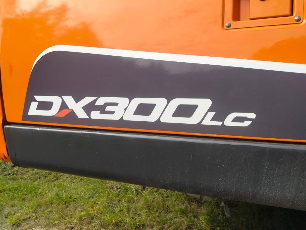 Doosan DX 300 LC 2017 - Image 10
