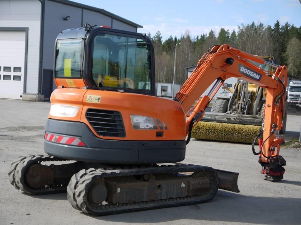 Doosan DX 60 R 2010 - Image 4