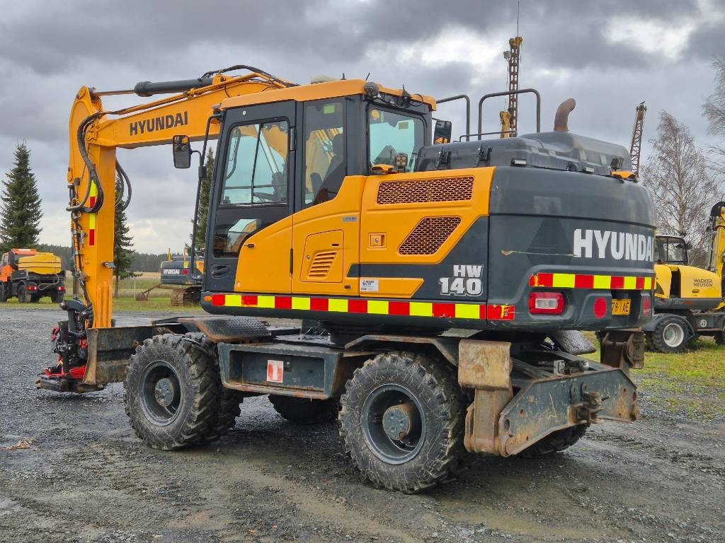 Hyundai HW 140 2017