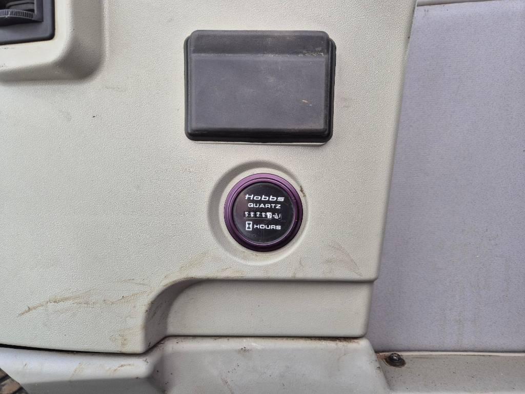 Hyundai R 160 LCD-7 2006 - Image 10
