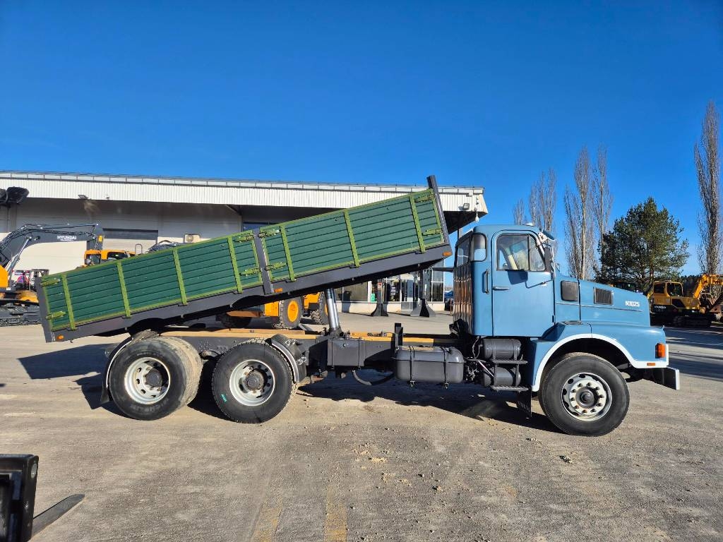 Volvo N 1025 1973 - Image 10
