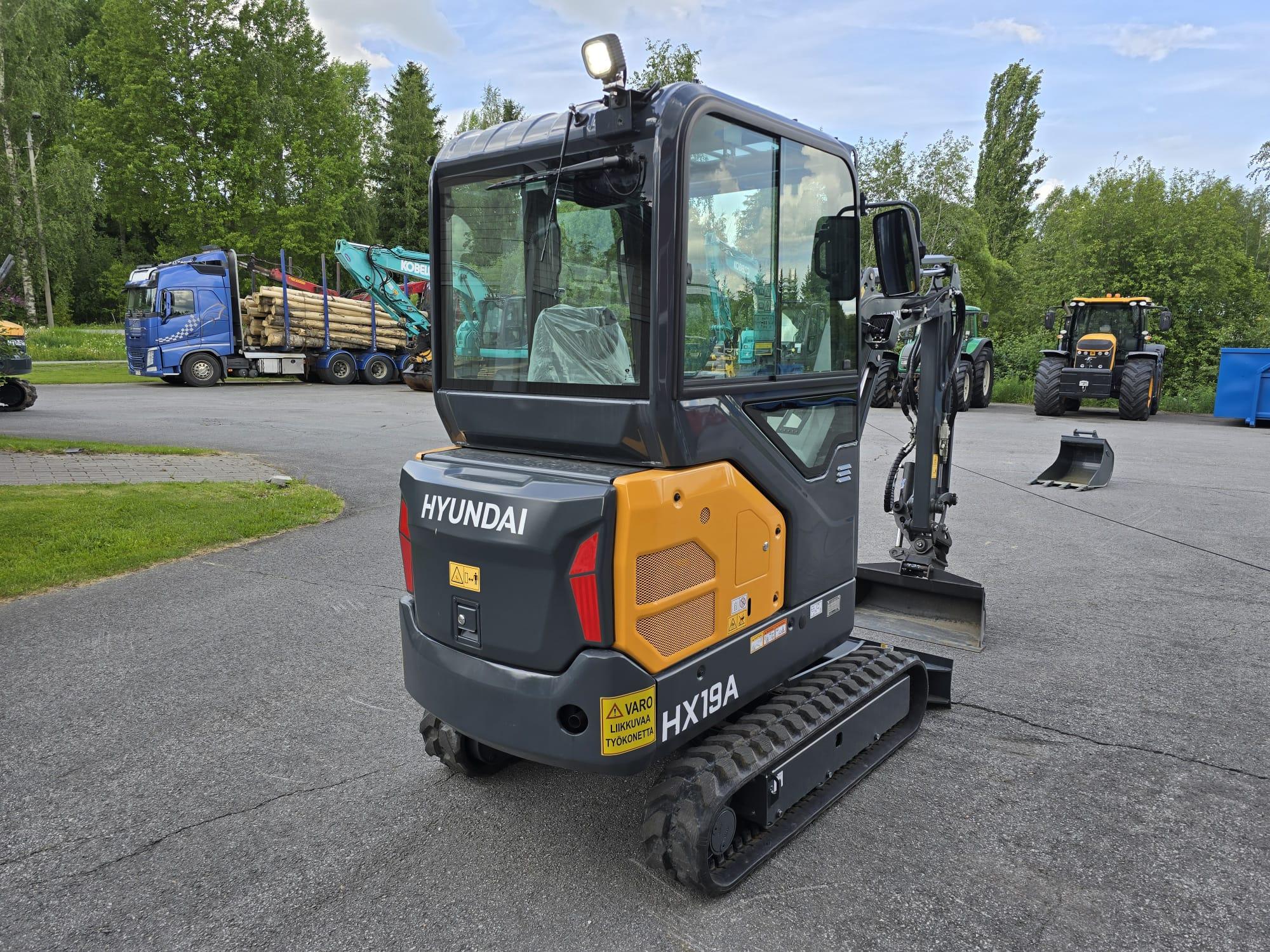Hyundai HX19A - Image 4