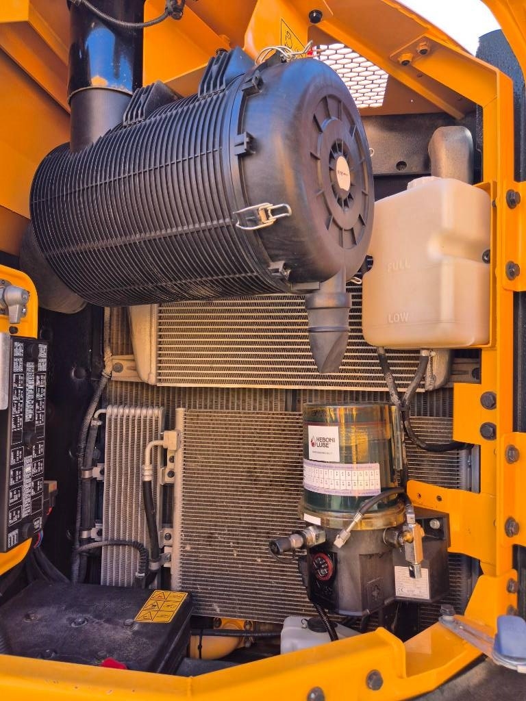 Hyundai HX 235 ALCRD 2021 - Image 9
