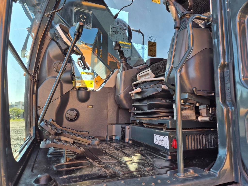 Hyundai HX 235 ALCRD 2021 - Image 5