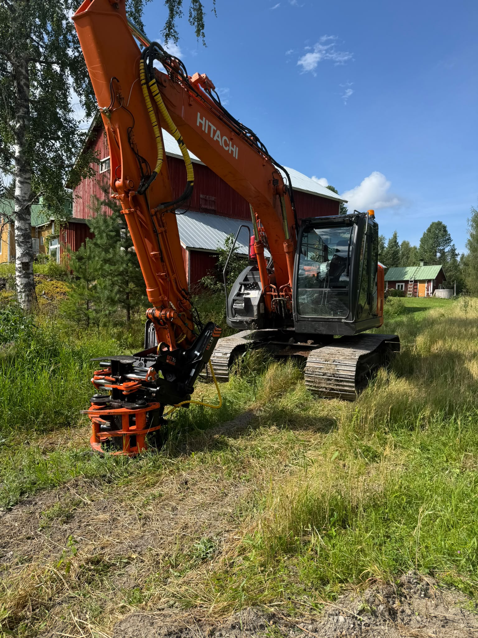 Hitachi ZX135US-5 - Image 2