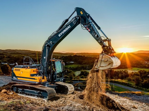 Hyundai HX 220 AL