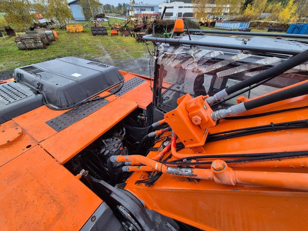 Hitachi ZX 350 LC-3 2010 - Image 21