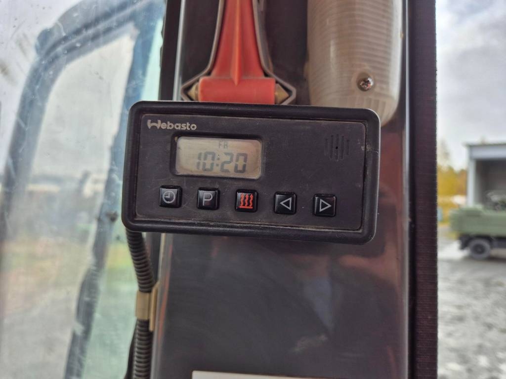 Hitachi ZX 350 LC-3 2010 - Image 12