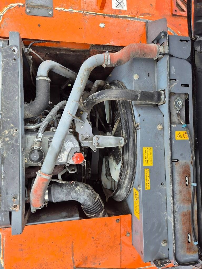 Hitachi ZX 350 LC-3 2010 - Image 22